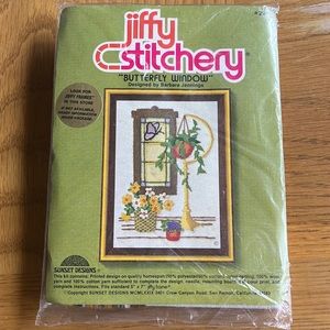 Jiffy Stitchery 70s embroidery kit